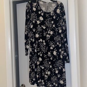 Floral long sleeve T-shirt dress